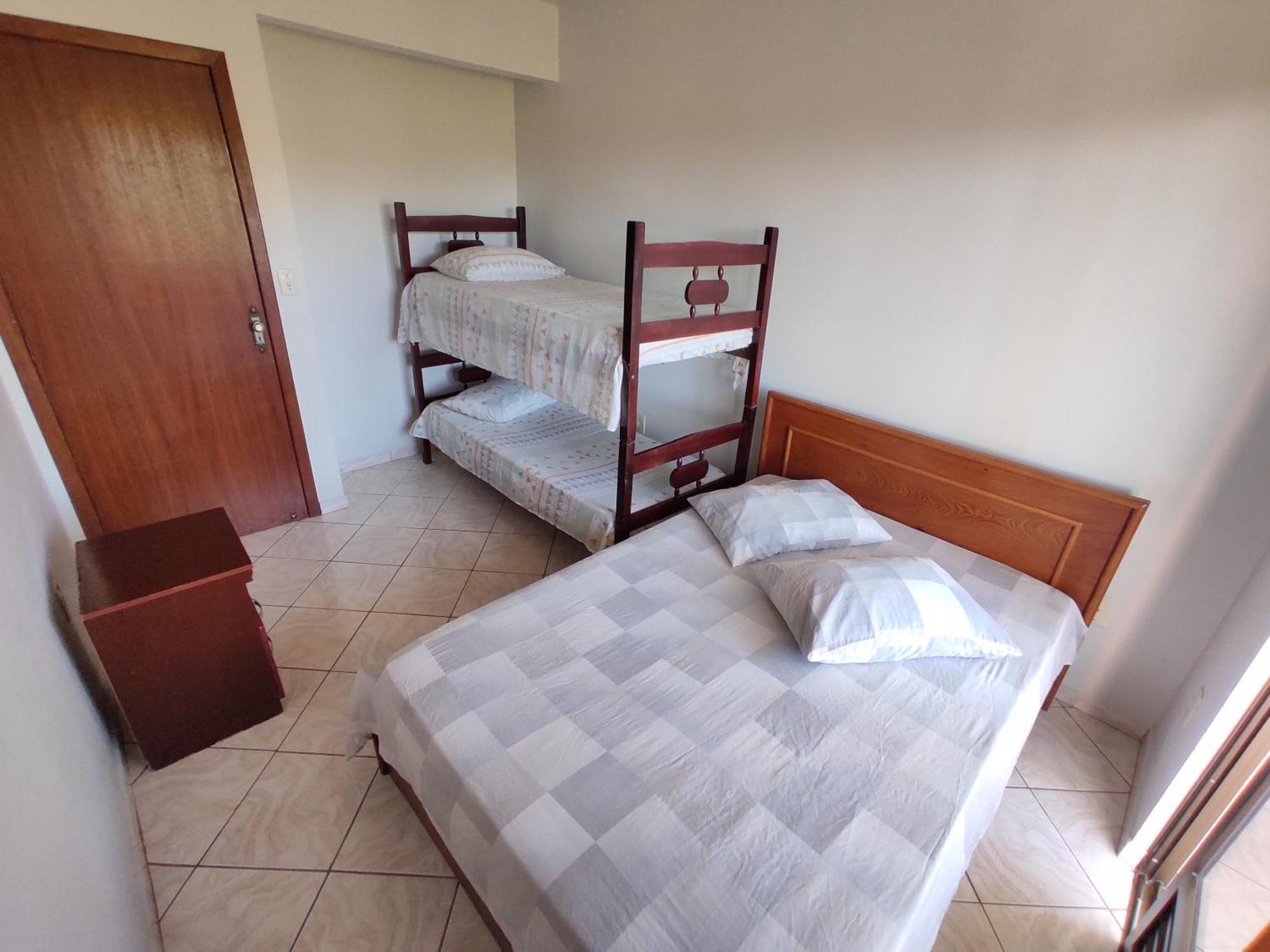 Apartamento Residencial Medeiros Guarda do Embaú Habitación foto